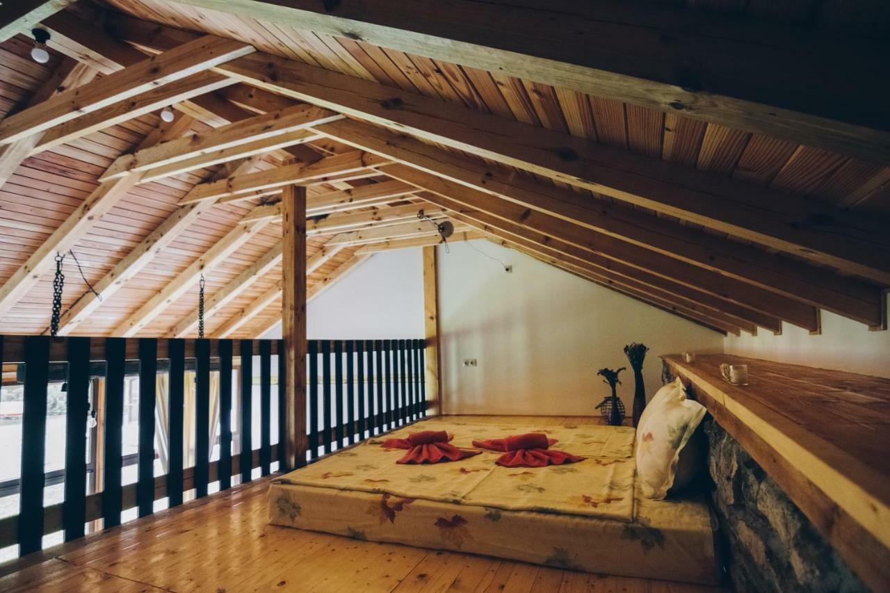 Завоя Hotel Krushuna Bagian luar foto